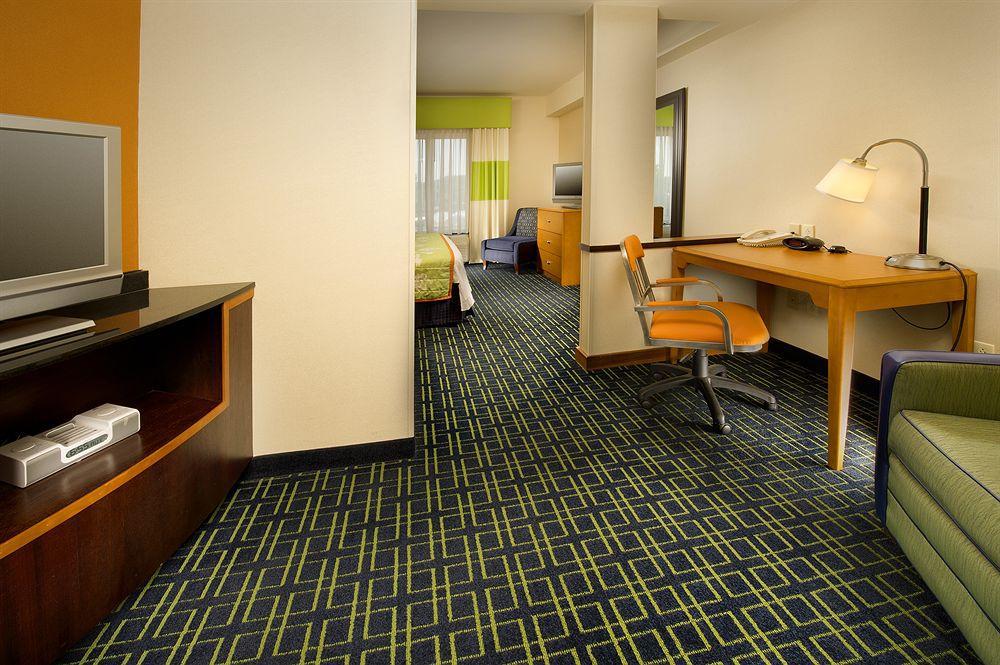 Fairfield Inn And Suites Cleveland Pokój zdjęcie