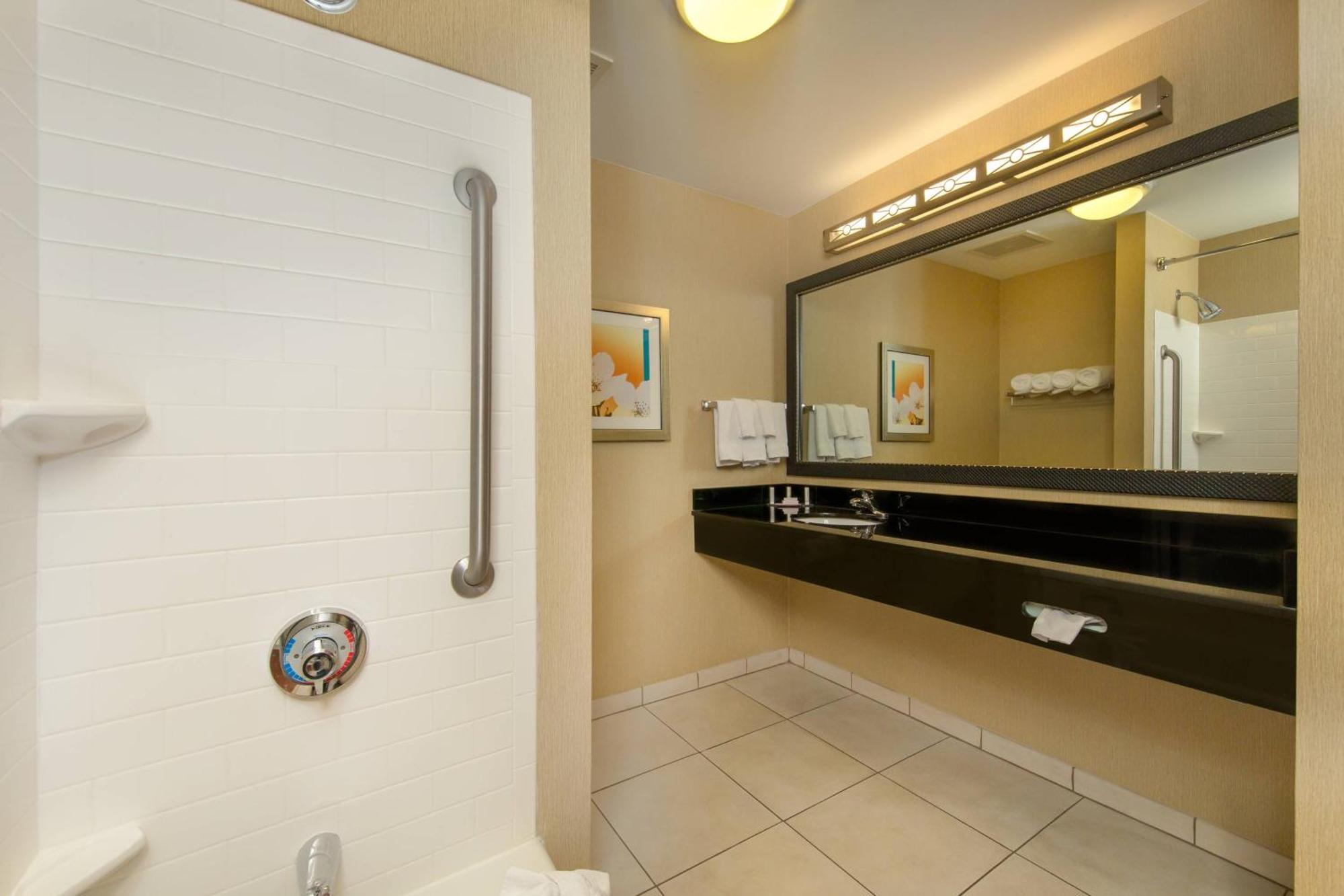 Fairfield Inn And Suites Cleveland Zewnętrze zdjęcie