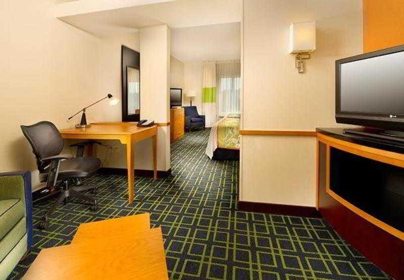 Fairfield Inn And Suites Cleveland Pokój zdjęcie