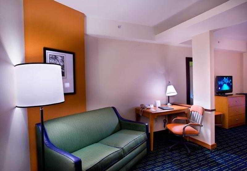Fairfield Inn And Suites Cleveland Pokój zdjęcie