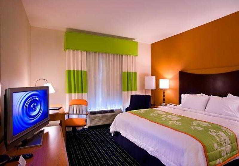 Fairfield Inn And Suites Cleveland Pokój zdjęcie
